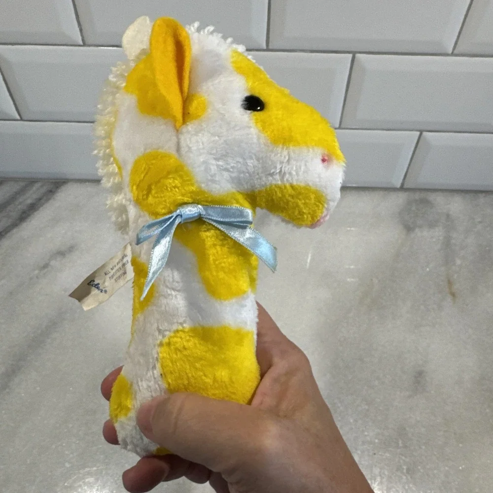 Vintage 1980's Eden Giraffe Plush Rattle‎